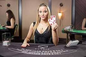 সাফারি ওয়াইল্ডস থিমে hi777 মোবাইল দৃশ্য